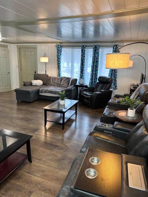Ferienwohnung Hot Tub 5 Beds Moorhead Exterior foto